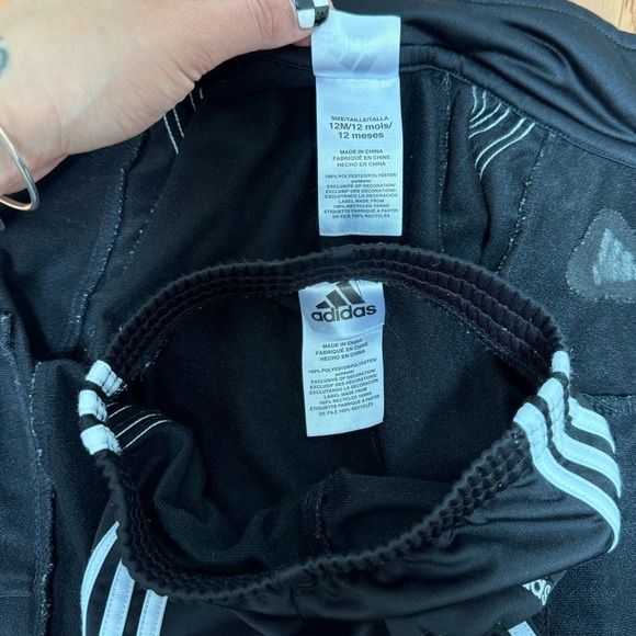 Adidas Black and White Infant 2-piece track suit‎ size 12 months - Picture 6 of 8